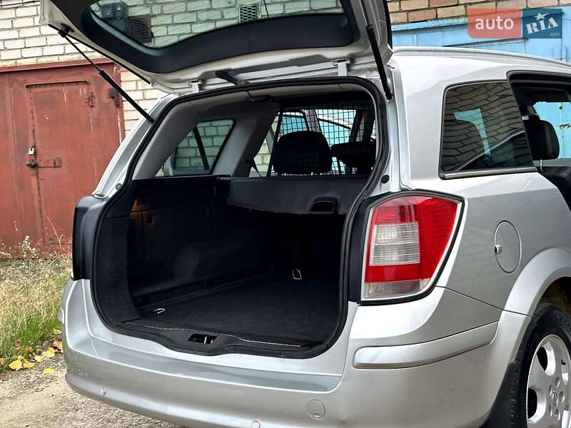 Универсал Opel Astra 2009 в Николаеве фото 42 Универсал Opel Astra 2009 в Николаеве