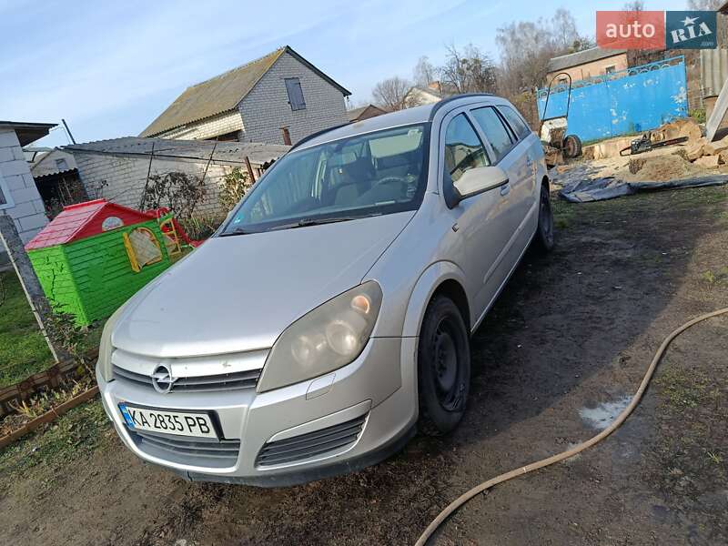 Универсал Opel Astra 2005 в Бышеве