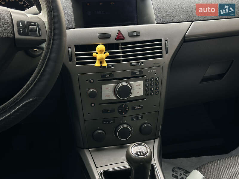 Хэтчбек Opel Astra 2005 в Шептицькому фото 35 Хэтчбек Opel Astra 2005 в Шептицькому