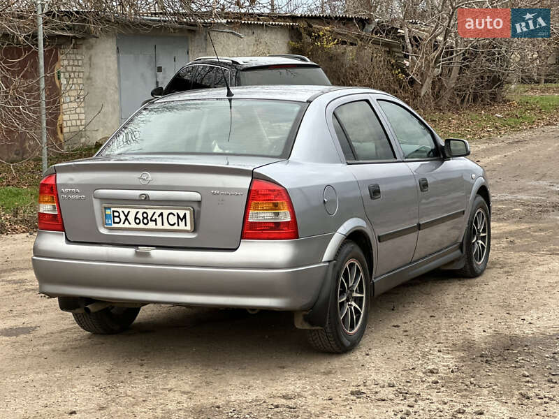 Седан Opel Astra 2007 в Новому Бузі