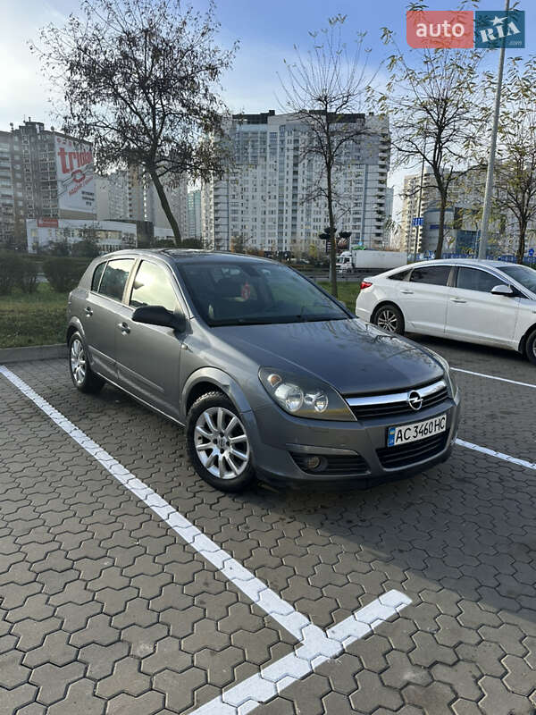 Хэтчбек Opel Astra 2004 в Киеве фото 12 Хэтчбек Opel Astra 2004 в Киеве