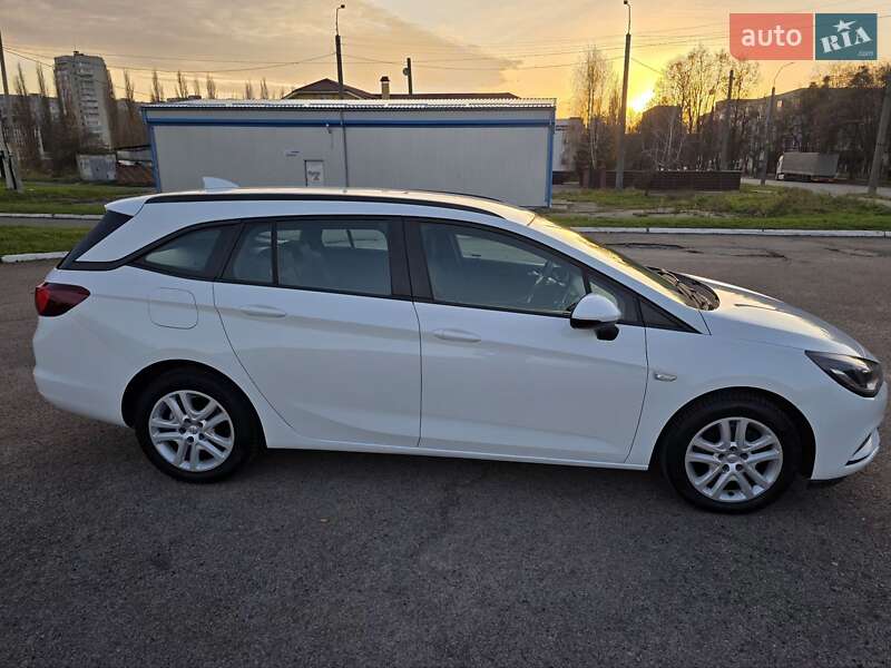 Универсал Opel Astra 2018 в Ровно фото 5 Универсал Opel Astra 2018 в Ровно