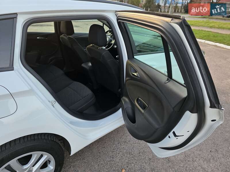 Универсал Opel Astra 2018 в Ровно фото 34 Универсал Opel Astra 2018 в Ровно