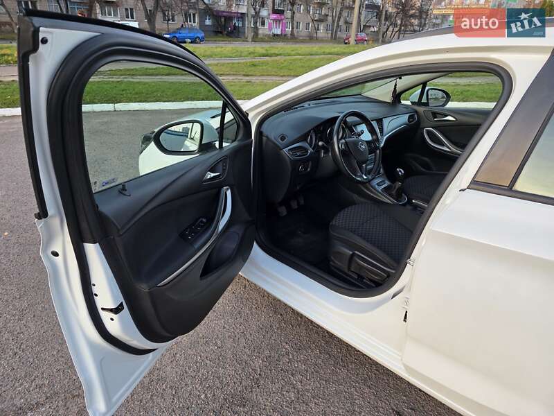 Универсал Opel Astra 2018 в Ровно фото 28 Универсал Opel Astra 2018 в Ровно