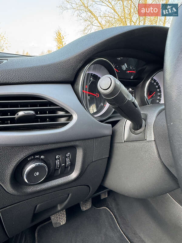 Універсал Opel Astra 2020 в Хмельницькому