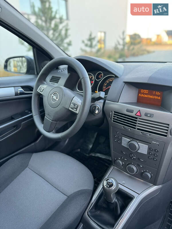 Универсал Opel Astra 2006 в Луцке фото 23 Универсал Opel Astra 2006 в Луцке