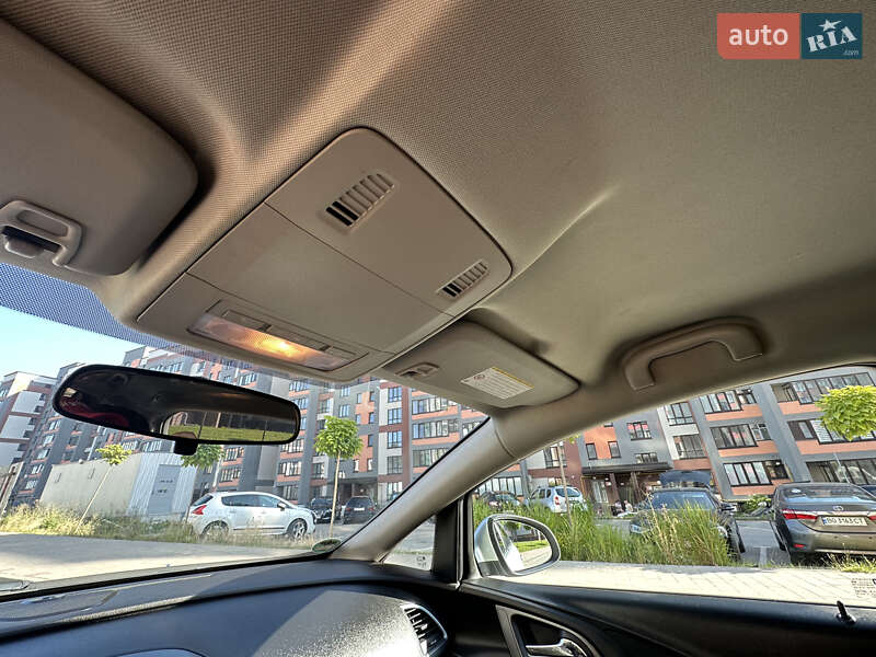 Универсал Opel Astra 2013 в Тернополе