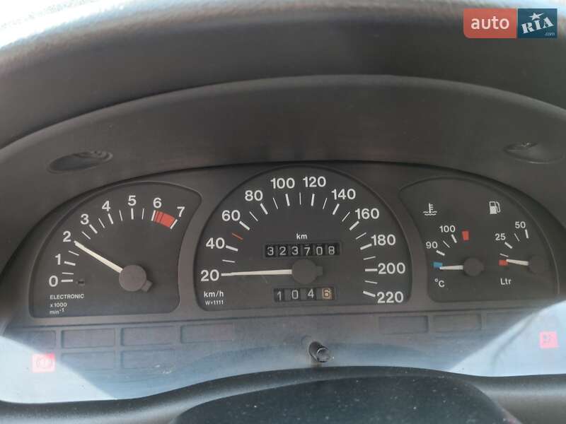Седан Opel Astra 1994 в Днепре