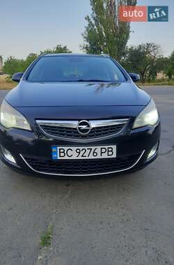 Универсал Opel Astra 2011 в Балте