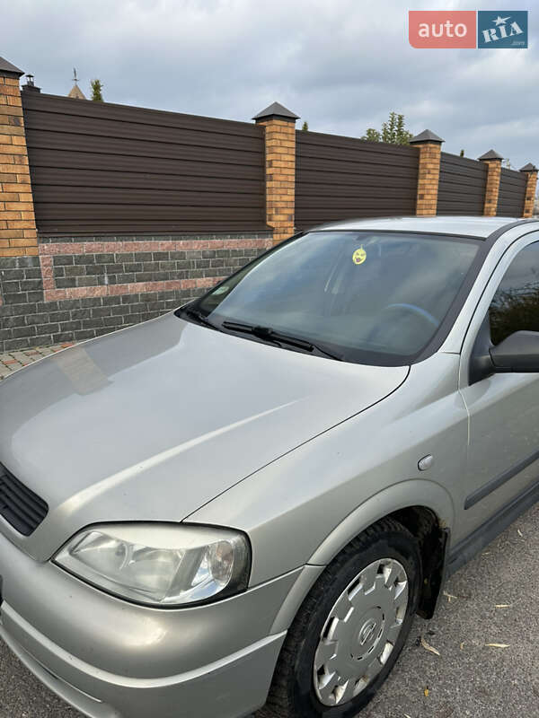 Седан Opel Astra 2008 в Ставищі