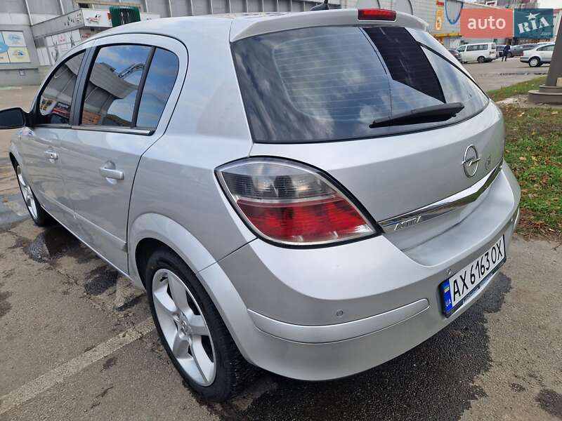 Хэтчбек Opel Astra 2007 в Харькове