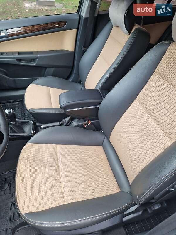 Хэтчбек Opel Astra 2007 в Харькове