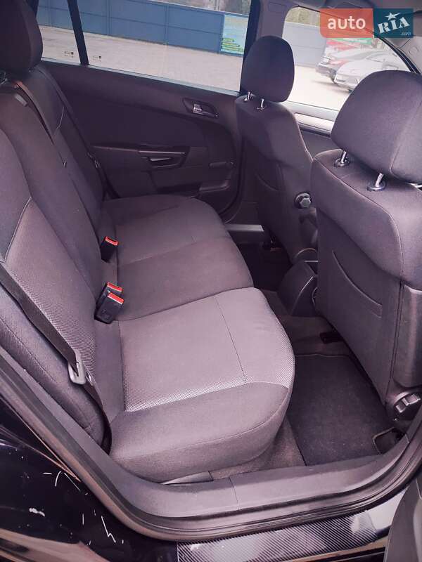 Універсал Opel Astra 2010 в Білій Церкві фото 41 Універсал Opel Astra 2010 в Білій Церкві