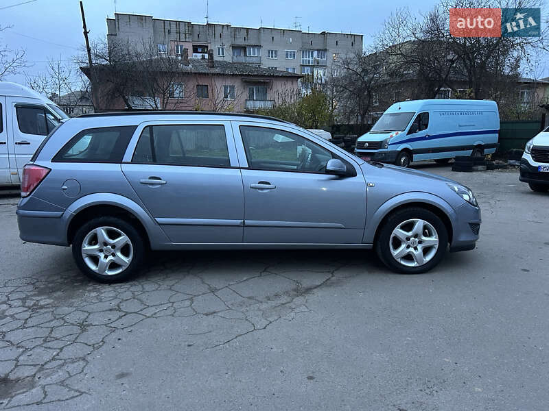 Универсал Opel Astra 2008 в Нововолынске фото 5 Универсал Opel Astra 2008 в Нововолынске