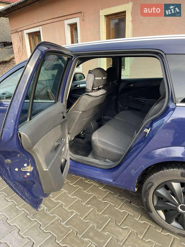 Універсал Opel Astra 2010 в Коломиї