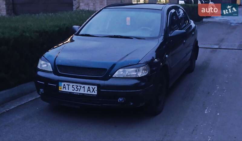 Седан Opel Astra 2006 в Ивано-Франковске