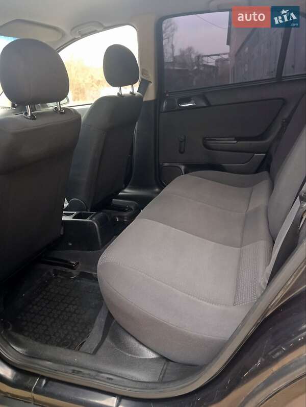 Седан Opel Astra 2006 в Ивано-Франковске