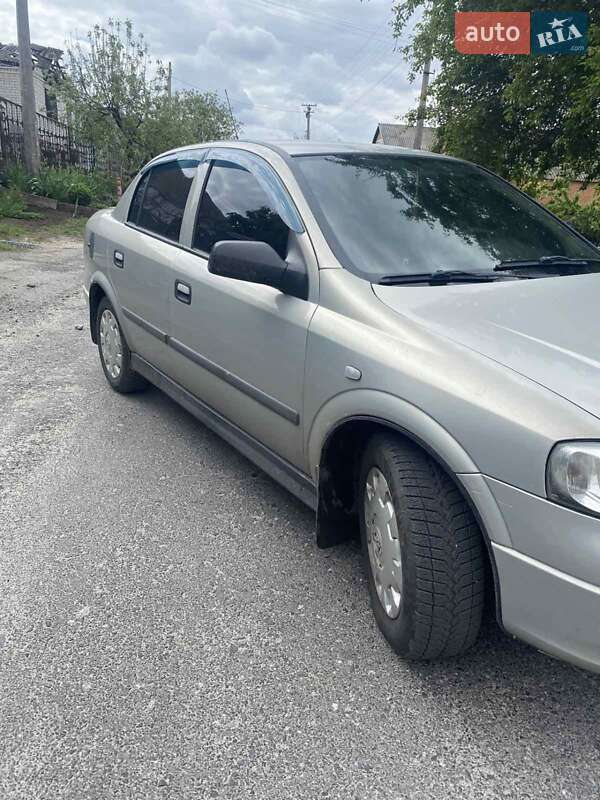 Opel Astra 2006 Opel Astra 2006
