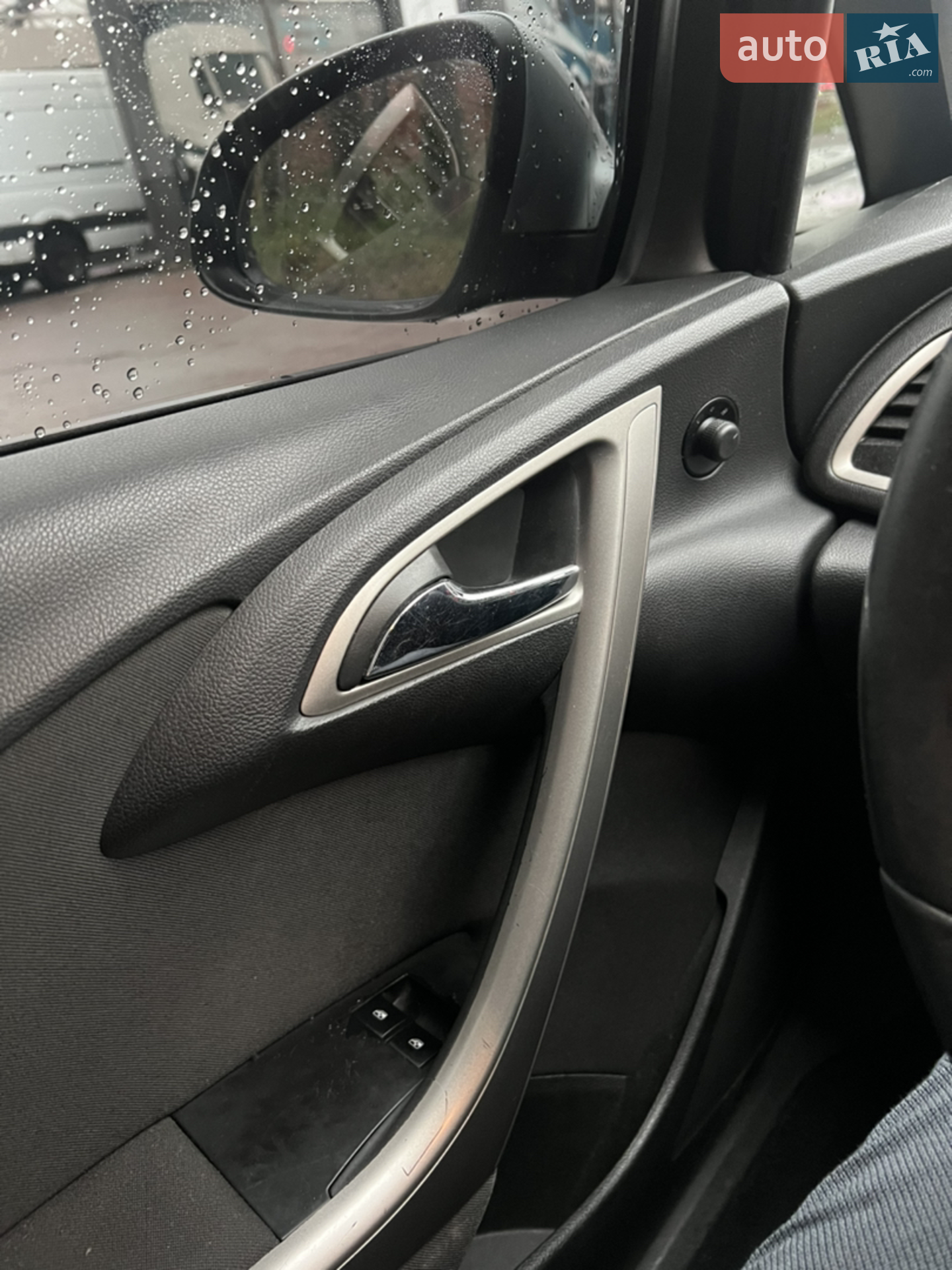 2011 Opel Astra - мініатюра 14