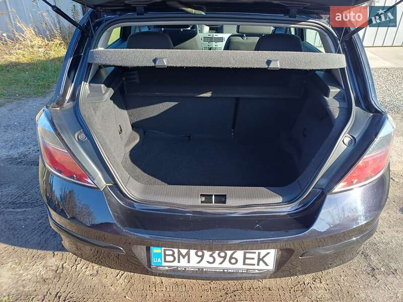 Хетчбек Opel Astra 2009 в Сумах