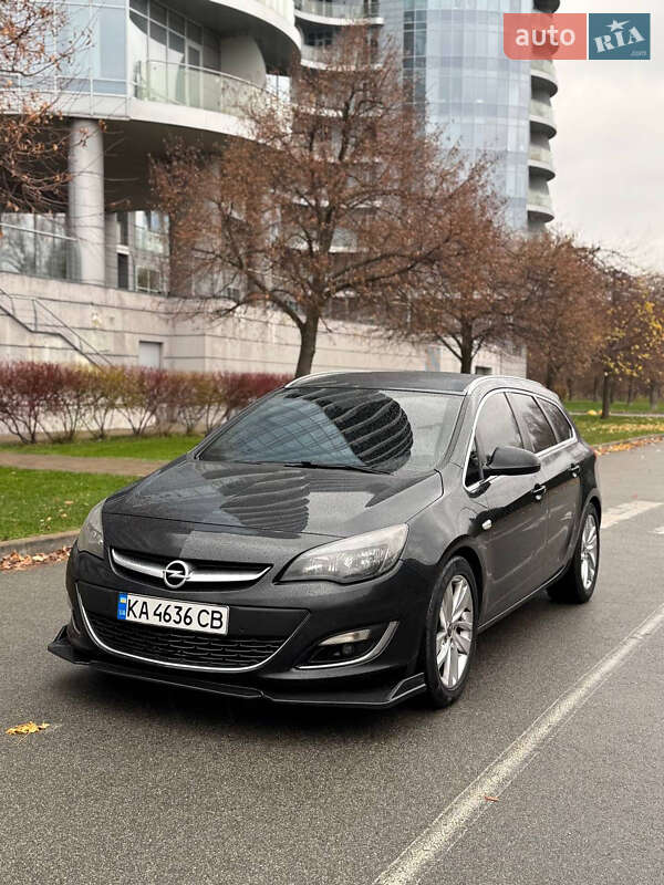 Универсал Opel Astra 2013 в Киеве фото Универсал Opel Astra 2013 в Киеве