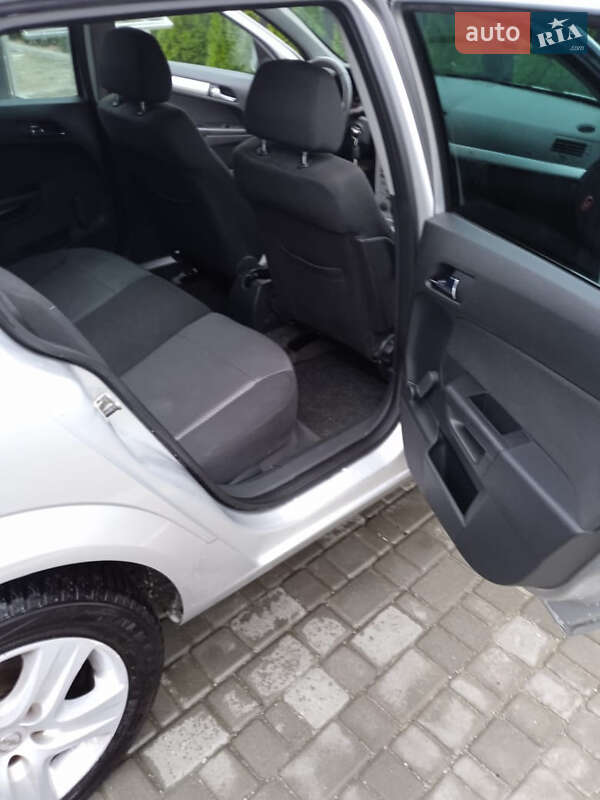 Універсал Opel Astra 2009 в Звягелі фото 20 Універсал Opel Astra 2009 в Звягелі