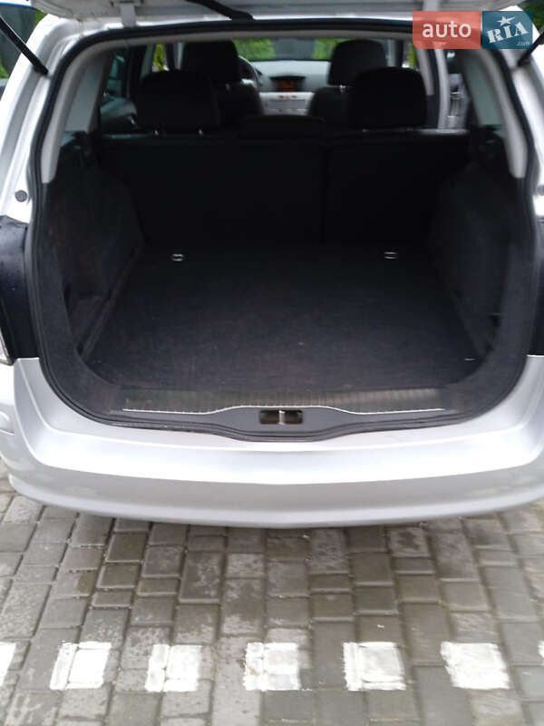 Універсал Opel Astra 2009 в Звягелі фото 24 Універсал Opel Astra 2009 в Звягелі