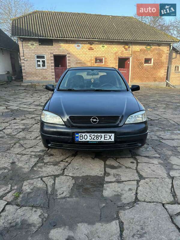 Седан Opel Astra 1998 в Чорткове