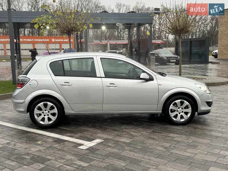 Хетчбек Opel Astra 2009 в Луцьку фото 12 Хетчбек Opel Astra 2009 в Луцьку