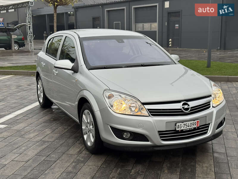 Хетчбек Opel Astra 2009 в Луцьку фото 16 Хетчбек Opel Astra 2009 в Луцьку