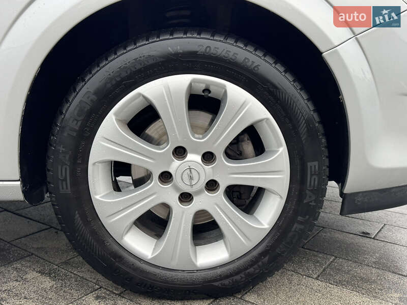 Хетчбек Opel Astra 2009 в Луцьку фото 22 Хетчбек Opel Astra 2009 в Луцьку