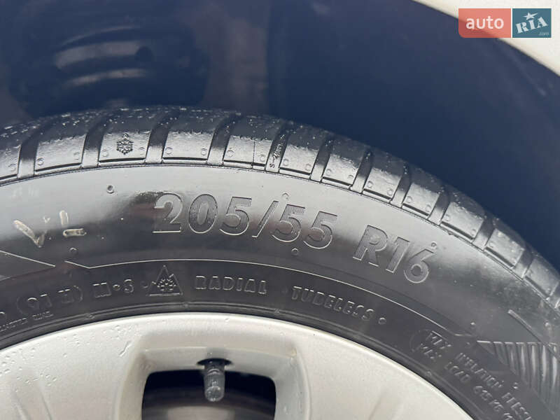 Хетчбек Opel Astra 2009 в Луцьку фото 23 Хетчбек Opel Astra 2009 в Луцьку