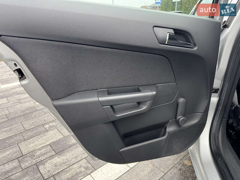 Хетчбек Opel Astra 2009 в Луцьку фото 54 Хетчбек Opel Astra 2009 в Луцьку