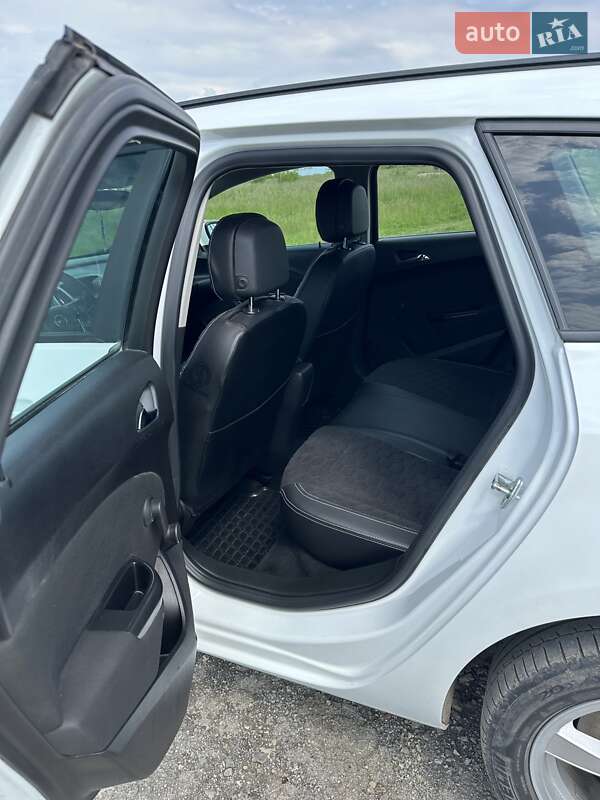 Універсал Opel Astra 2016 в Чернівцях фото 18 Універсал Opel Astra 2016 в Чернівцях