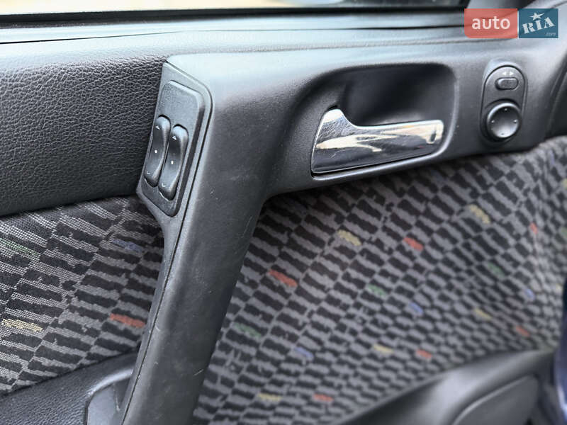 Универсал Opel Astra 2001 в Каменском фото 17 Универсал Opel Astra 2001 в Каменском