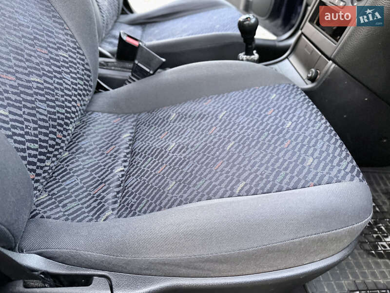 Универсал Opel Astra 2001 в Каменском фото 22 Универсал Opel Astra 2001 в Каменском