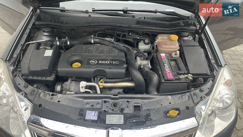 Хэтчбек Opel Astra 2008 в Могилев-Подольске фото 7 Хэтчбек Opel Astra 2008 в Могилев-Подольске