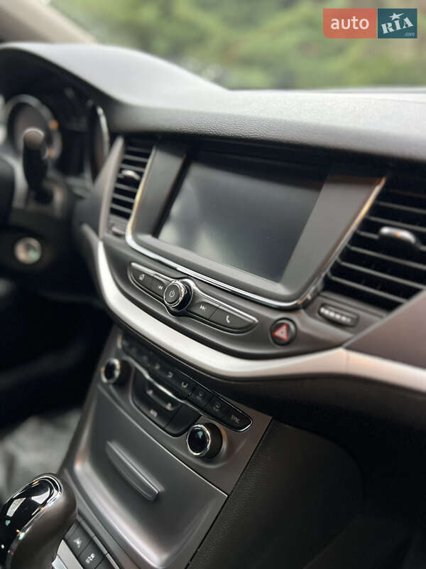 Універсал Opel Astra 2018 в Львові