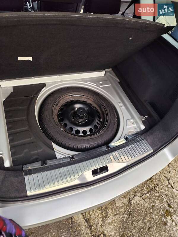 Универсал Opel Astra 2005 в Надворной