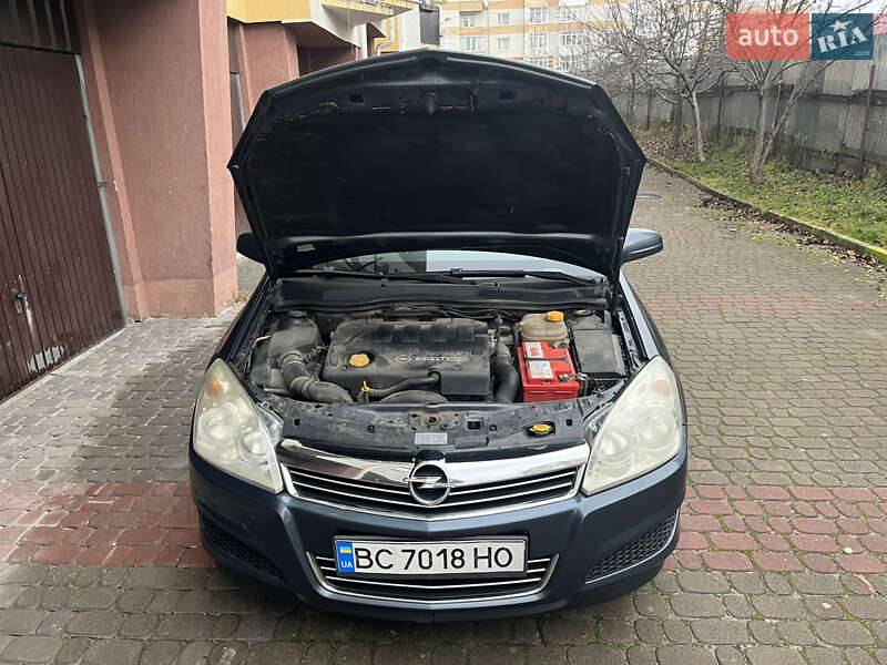 Универсал Opel Astra 2008 в Пустомытах