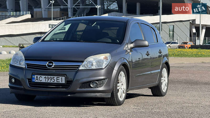 Хетчбек Opel Astra 2008 в Львові
