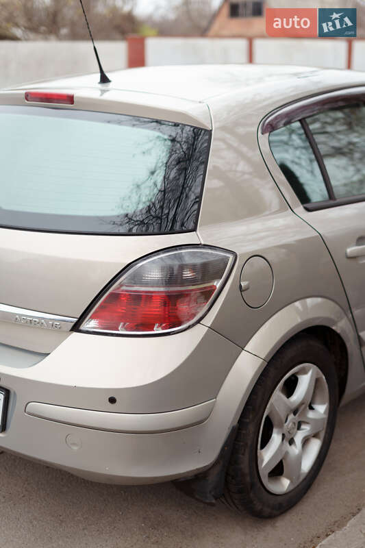 Хэтчбек Opel Astra 2007 в Полтаве фото 6 Хэтчбек Opel Astra 2007 в Полтаве