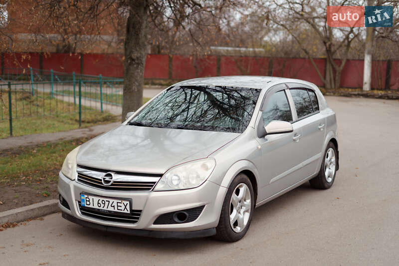Хэтчбек Opel Astra 2007 в Полтаве фото Хэтчбек Opel Astra 2007 в Полтаве