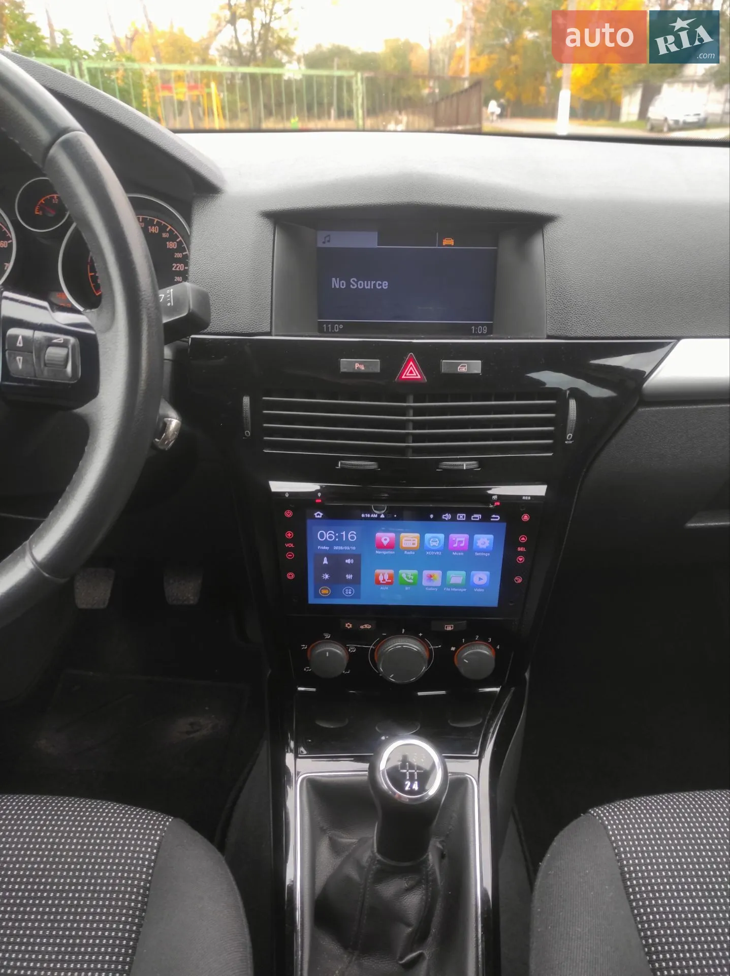 2010 Opel Astra - мініатюра 15