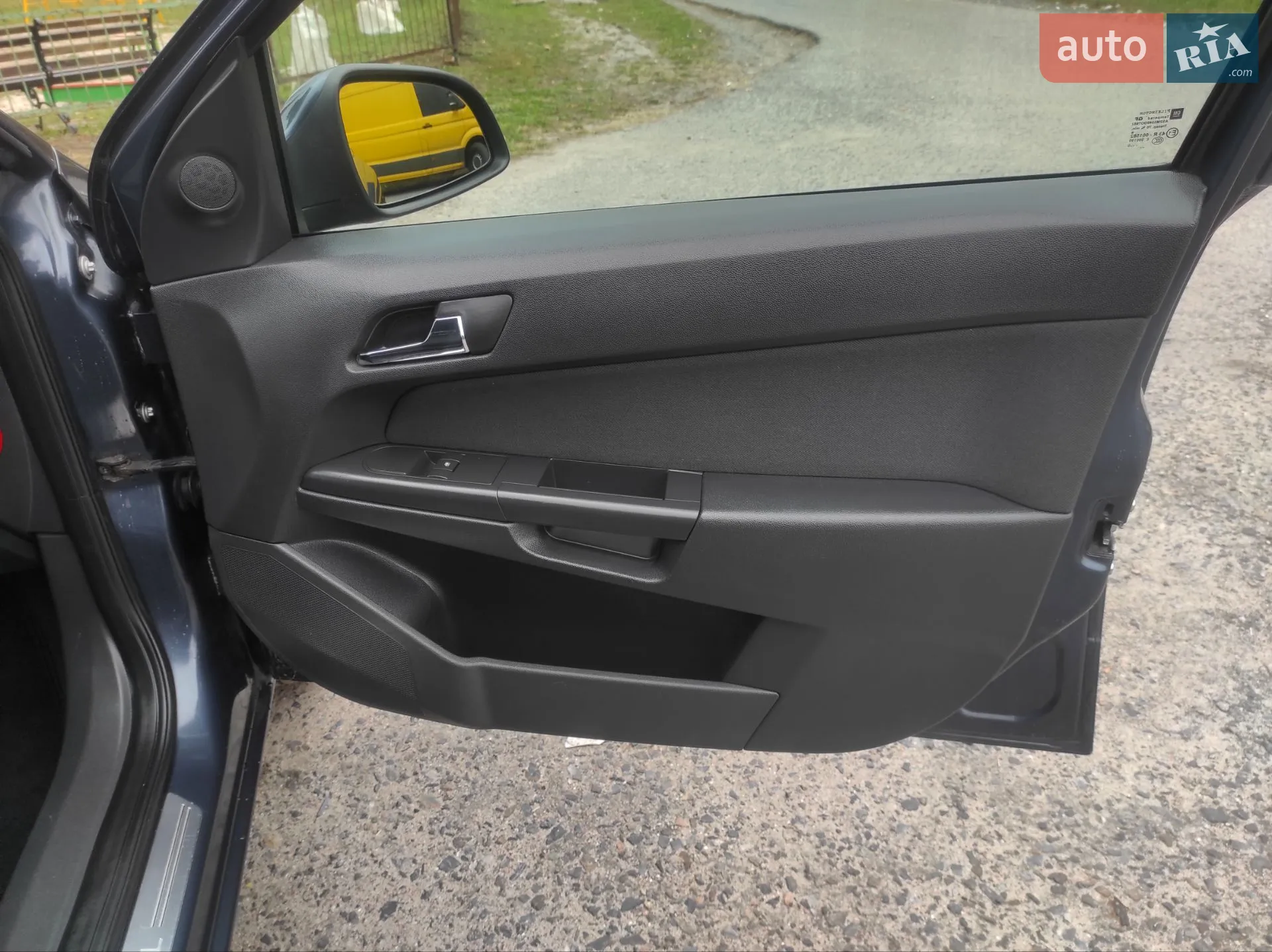 2010 Opel Astra - мініатюра 20