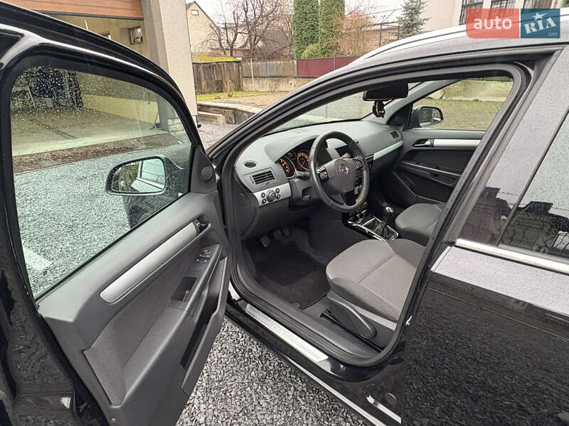 Універсал Opel Astra 2010 в Клевані фото 15 Універсал Opel Astra 2010 в Клевані