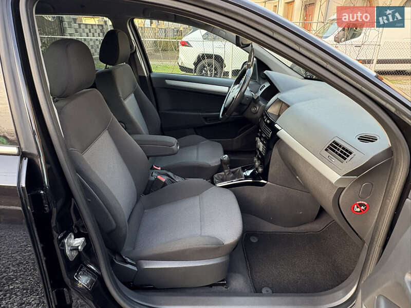 Універсал Opel Astra 2010 в Клевані фото 64 Універсал Opel Astra 2010 в Клевані