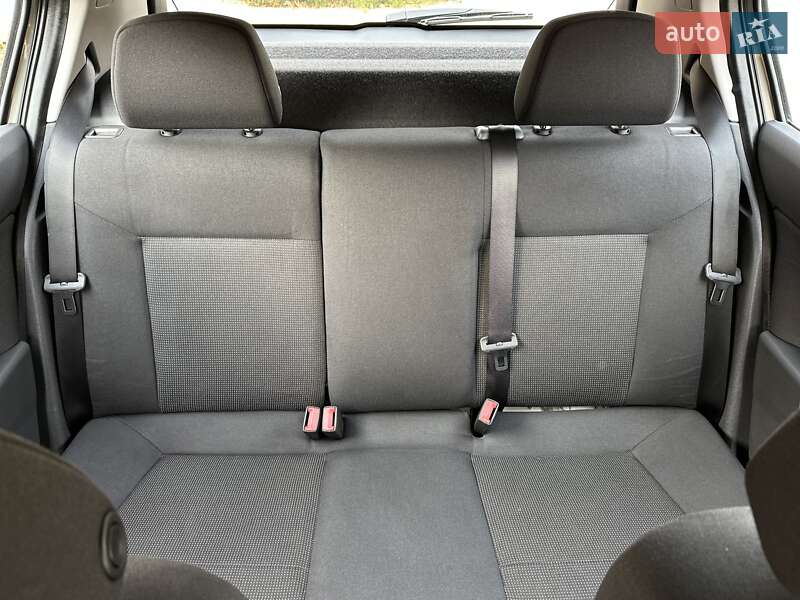 Хэтчбек Opel Astra 2008 в Одессе