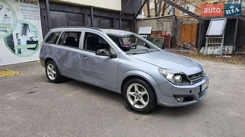 Універсал Opel Astra 2005 в Харкові