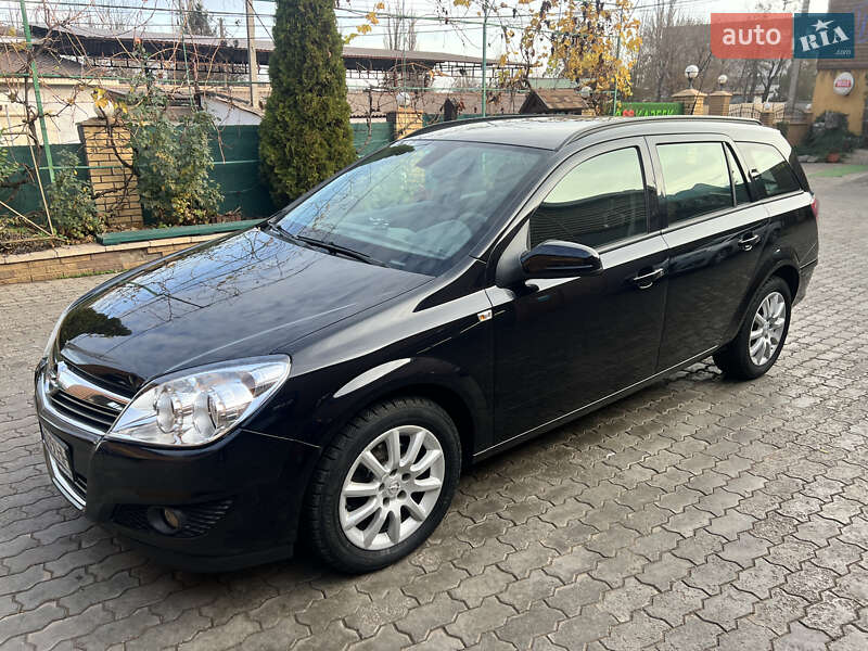 Універсал Opel Astra 2009 в Кривому Розі